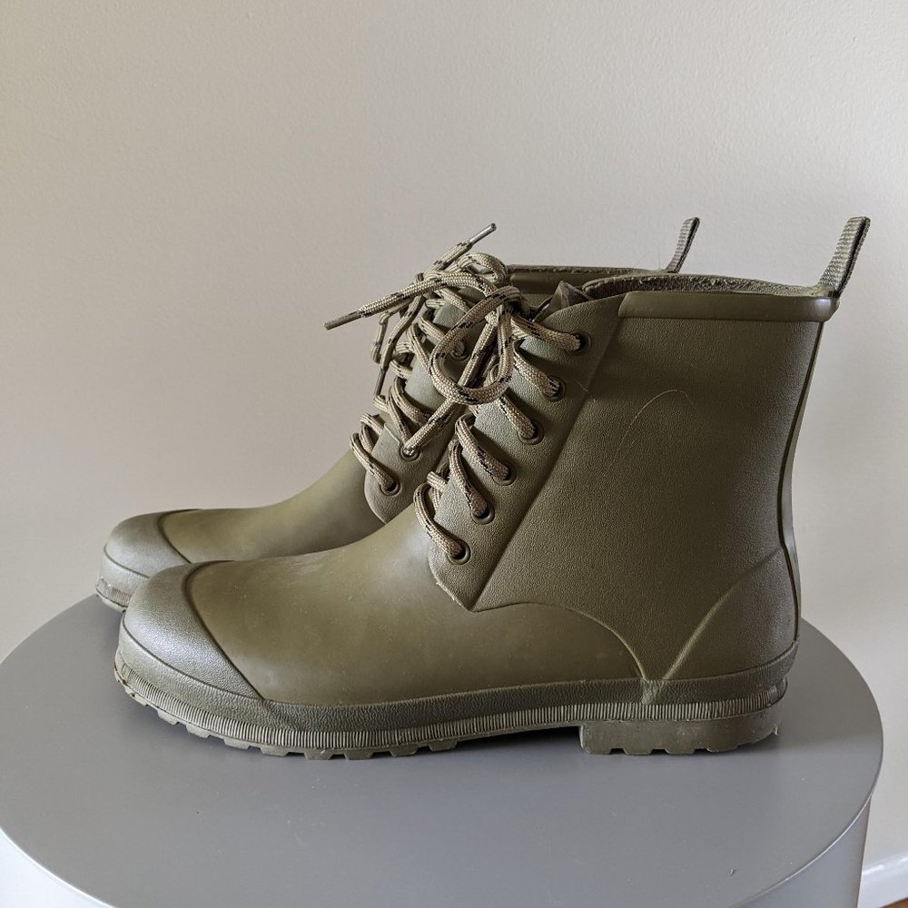 Olive green Madewell The Lace-Up Lugsole Rain Boot, Size 10